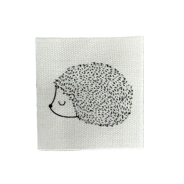 paul-clara-baumwolllabels-igel-etikett-3-8-cm image 1