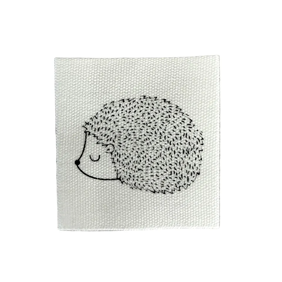 paul-clara-baumwolllabels-igel-etikett-3-8-cm image 1