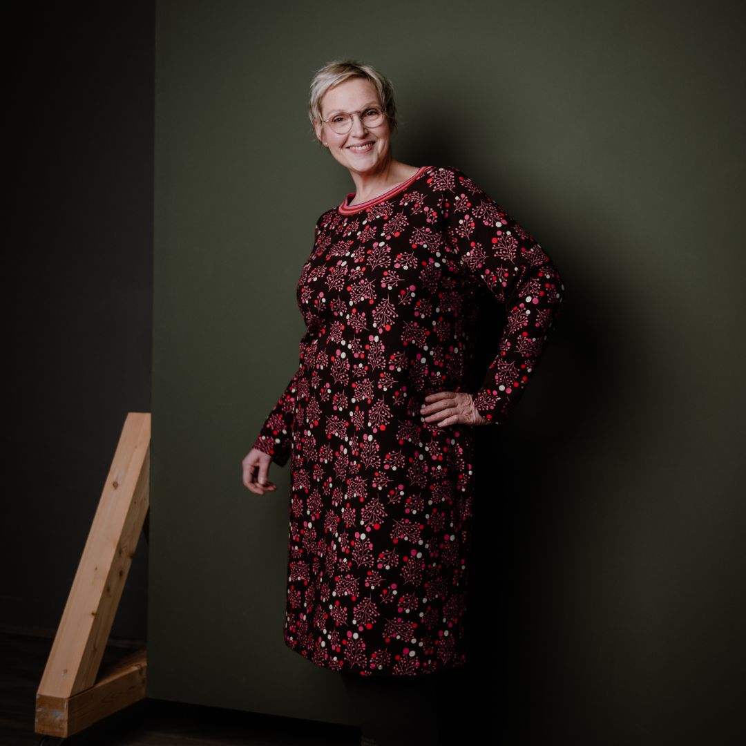 sew-simple-romea-sweatkleid-papierschnittmuster-gr-32-40-stehkragen image 1