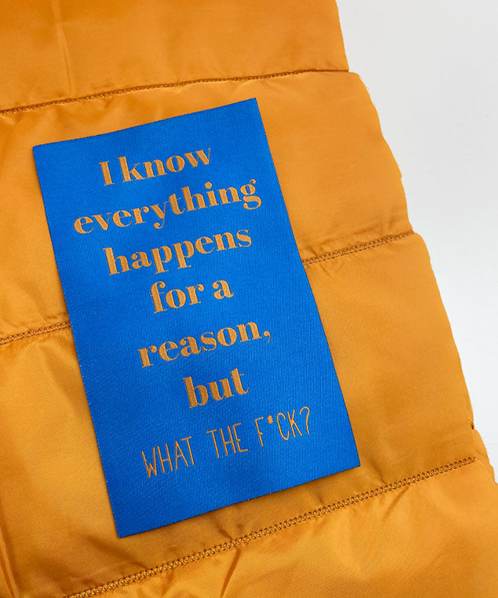 lenipepunkt-xl-patch-i-know-everything-happens-10x15-5-cm image 3