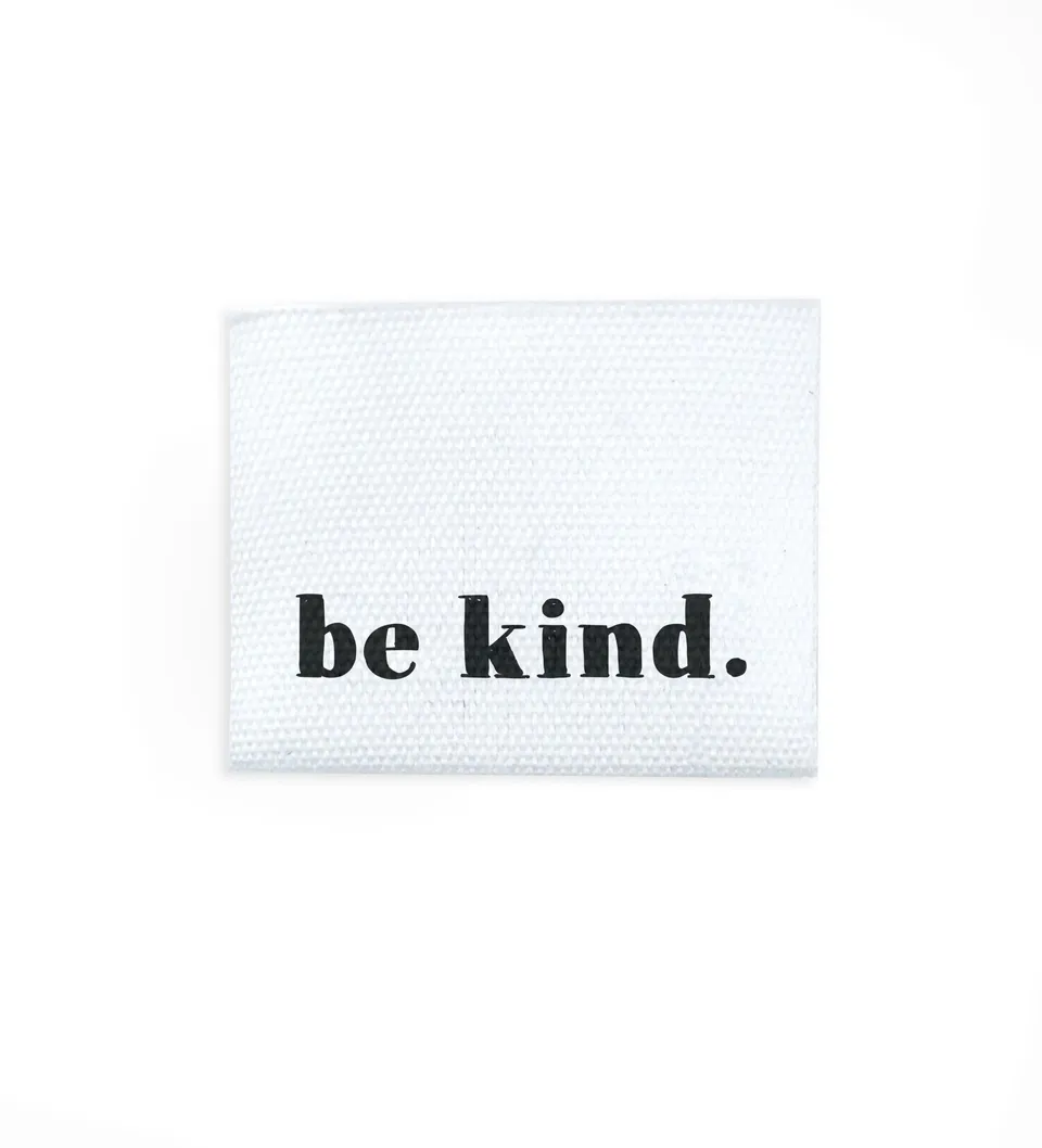 paul-clara-baumwoll-labels-be-kind-label-2-5x3-cm image 1