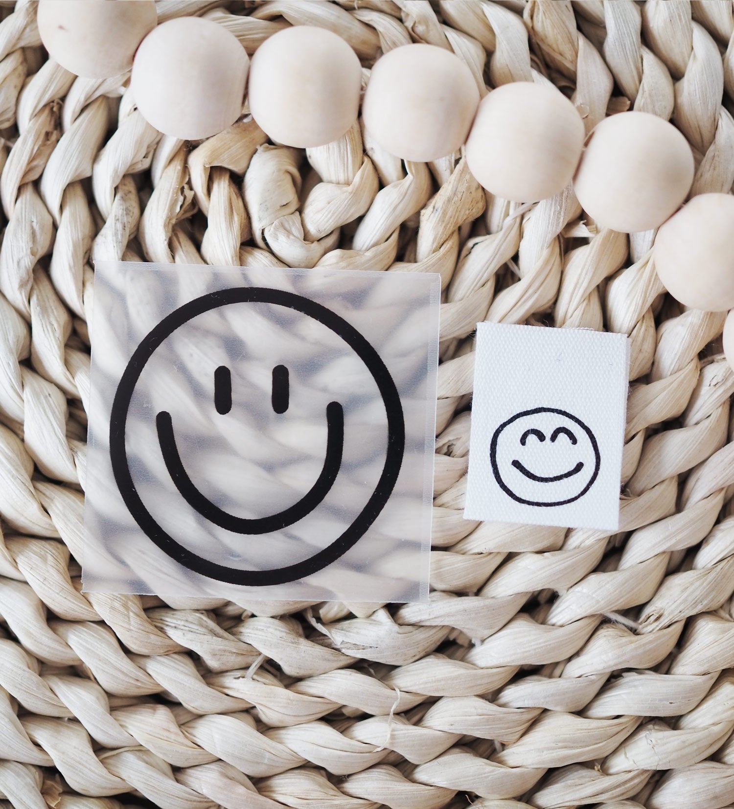 paul-clara-baumwoll-labels-smile-klapplabel-2-cm-wei image 2