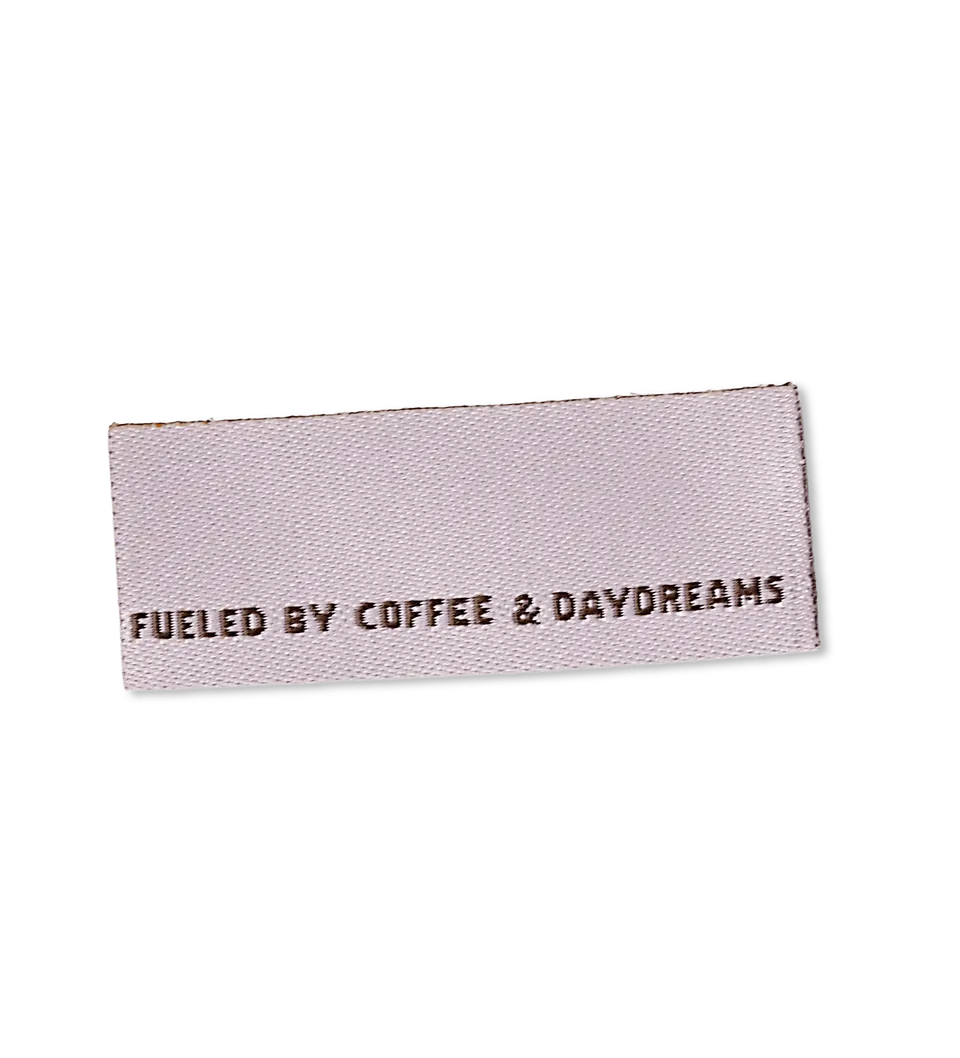 paul-clara-weblabels-fueled-by-coffee-klapp-label-spruch image 1