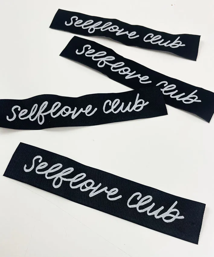 lenipepunkt-selflove-club-xl-patch-zum-einn-hen-155x30-mm image 1