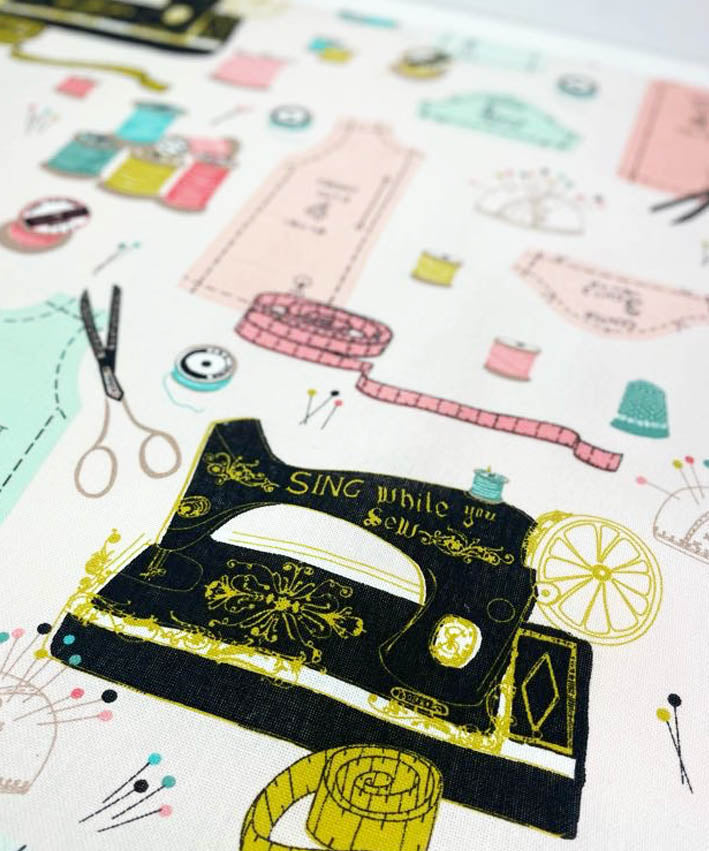 lenipepunkt-canvas-sing-while-you-sew-taschenstoff image 4