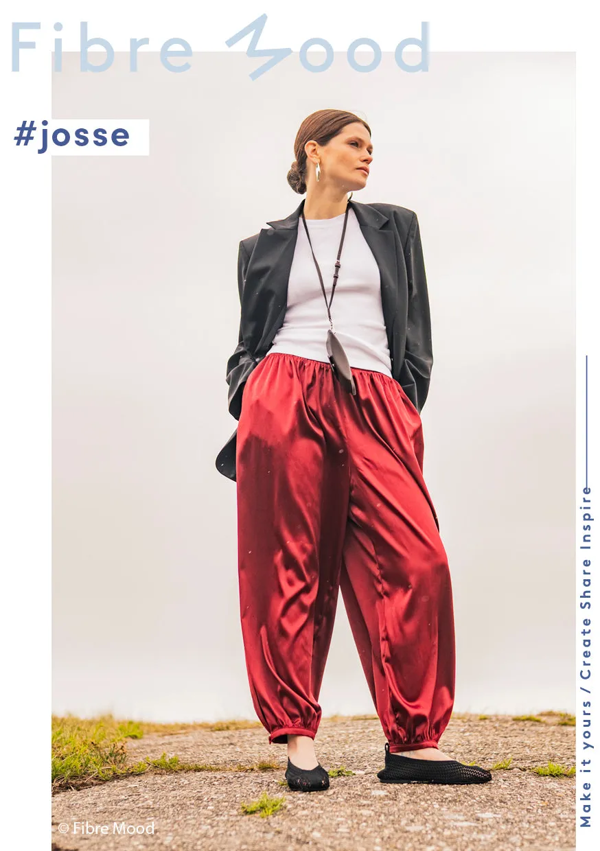 fibre-mood-woven-satin-dunkelrot-satinstoff-bluse image 1