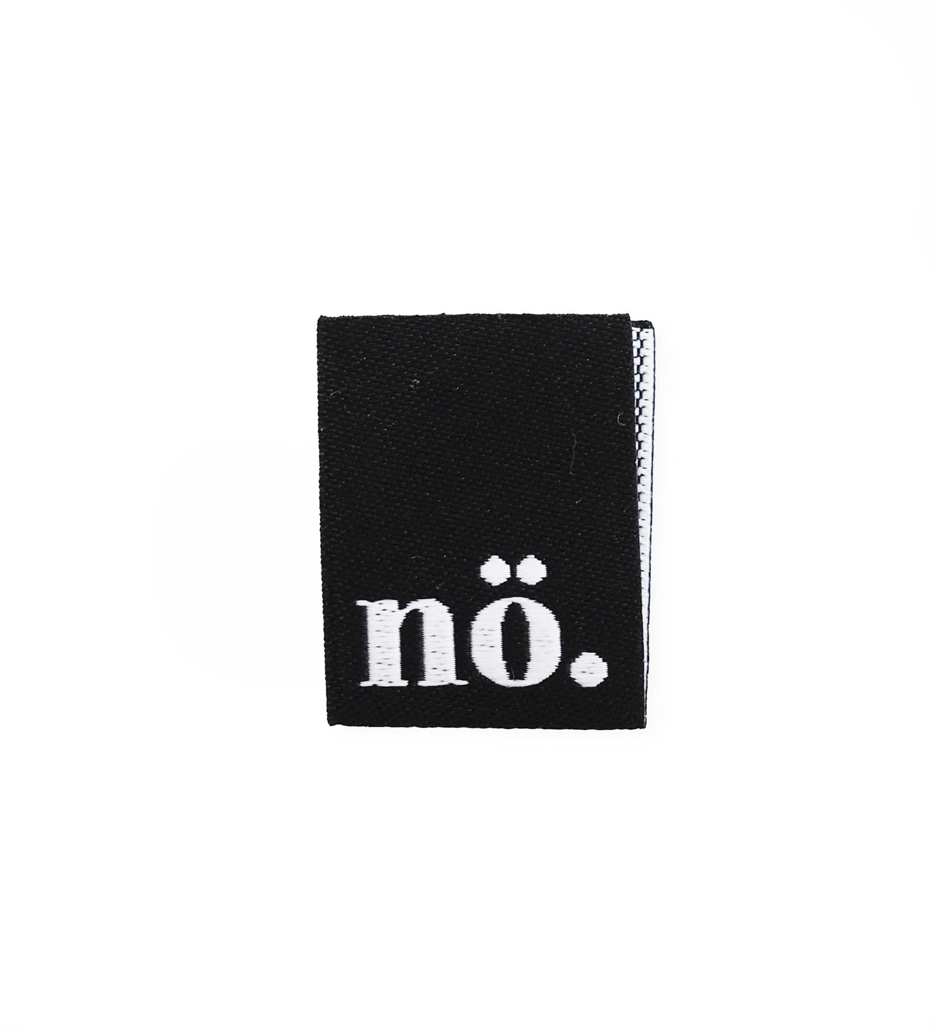 paul-clara-weblabels-klapp-weblabel-n-schwarz image 1