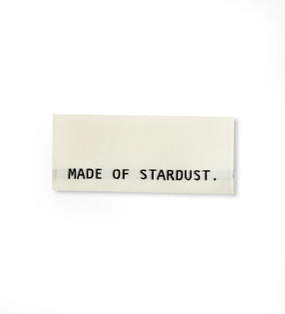 paul-clara-weblabels-klapp-weblabel-made-of-stardust-einn-hetikett image 1