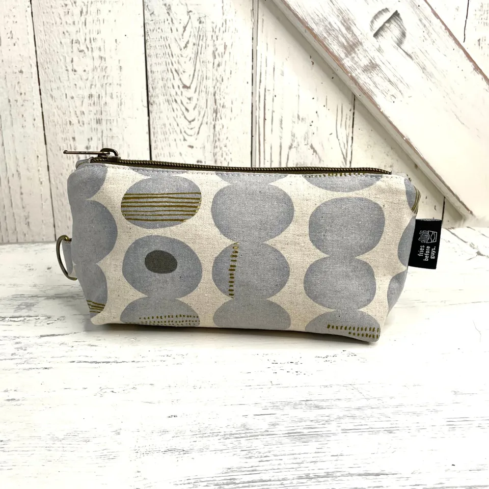 sew-simple-dillie-kosmetiktasche-schnittmuster-pdf-3-gr-en image 1