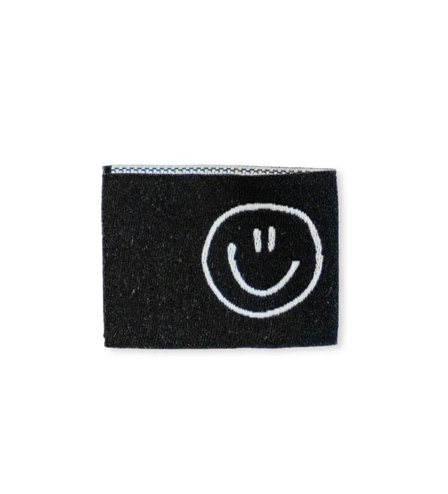 paul-clara-weblabels-happy-smile-klapp-label-schwarz image 1