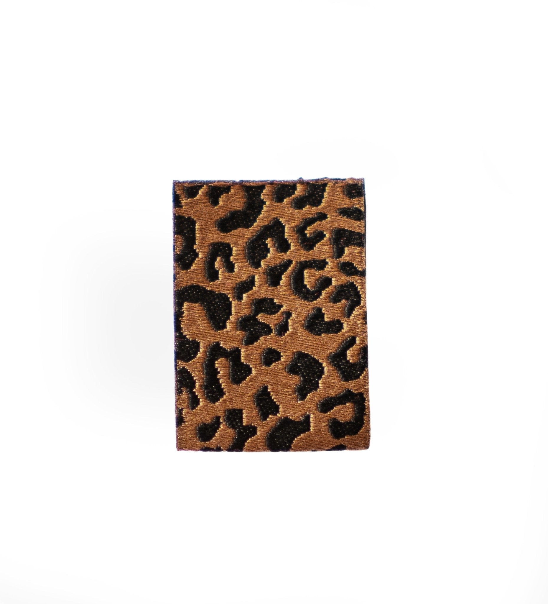 paul-clara-weblabels-klapp-label-leo-n-hetikett-braun image 1