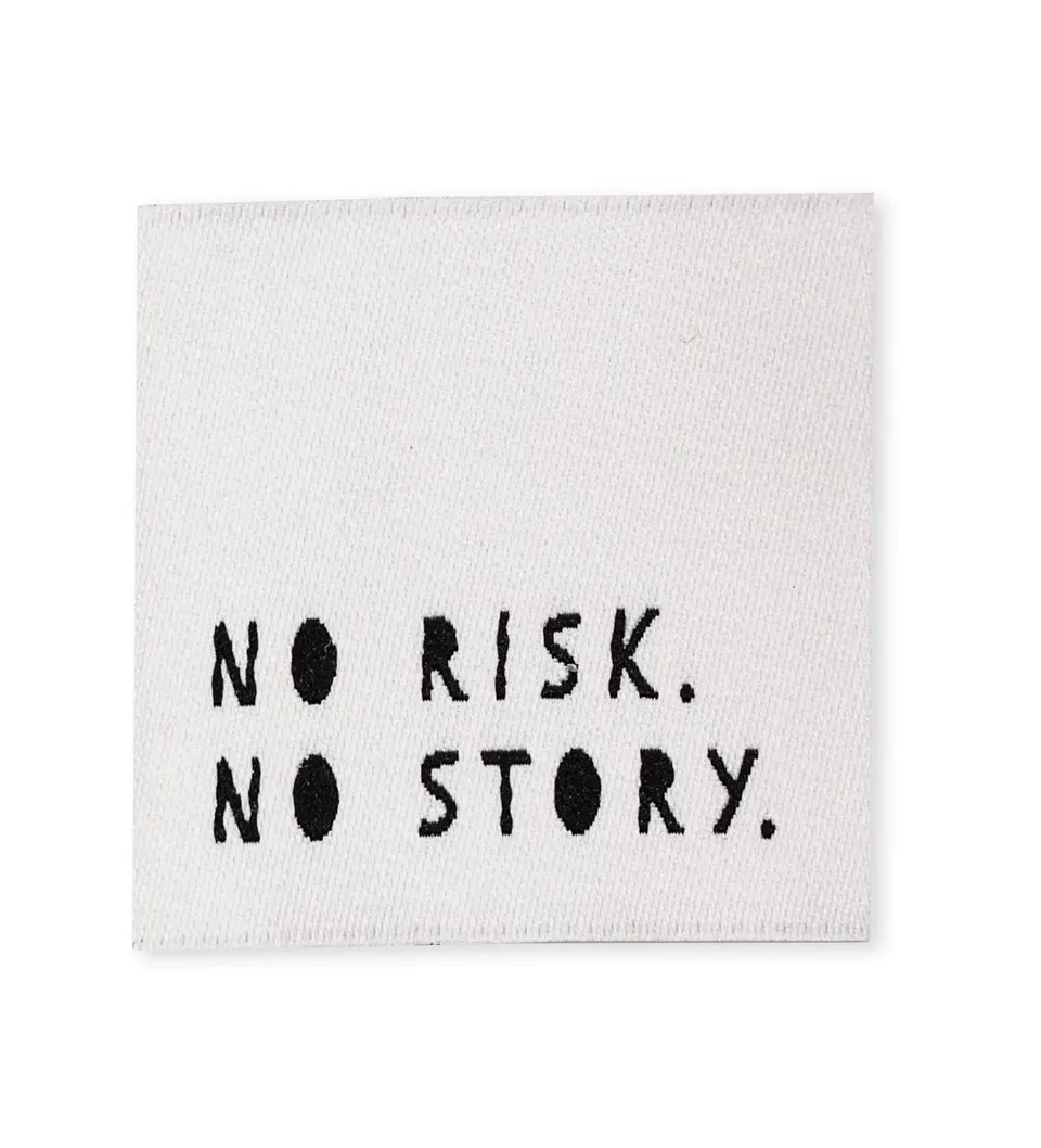 paul-clara-weblabels-no-risk-no-story-3-5x3-5-label image 1