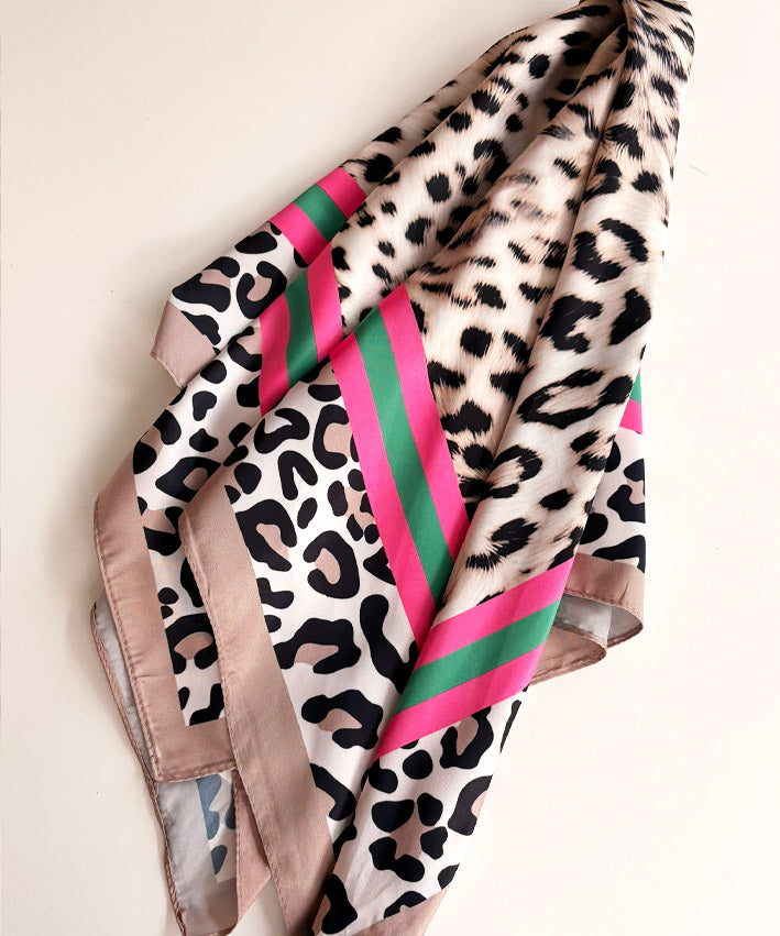 lenipepunkt-ready-to-wear-satintuch-leo-pink-gr-n-70x70 image 2