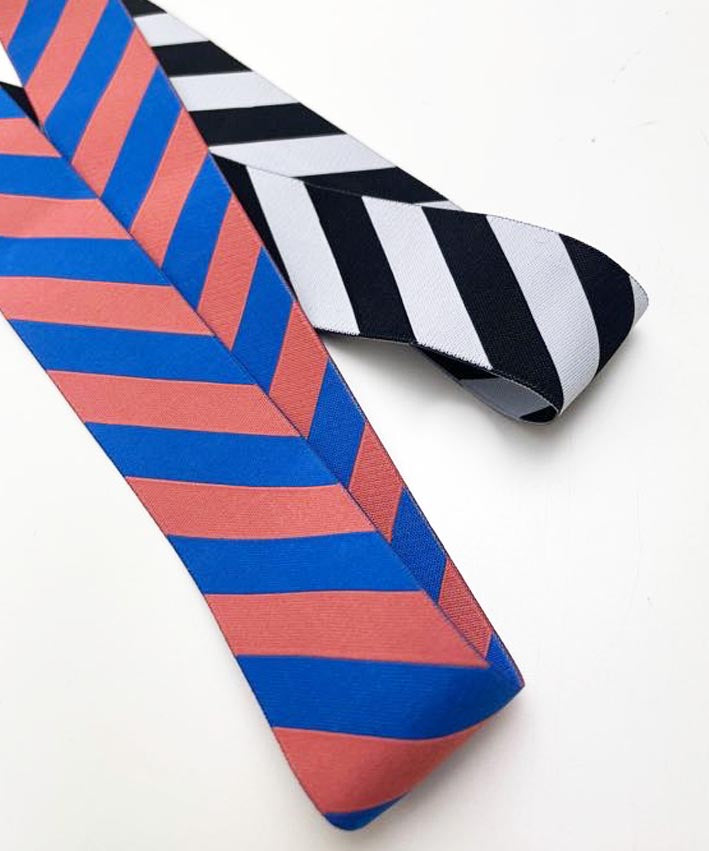 lenipepunkt-webband-stripes-diagonal-3-cm-schwarz-wei image 3