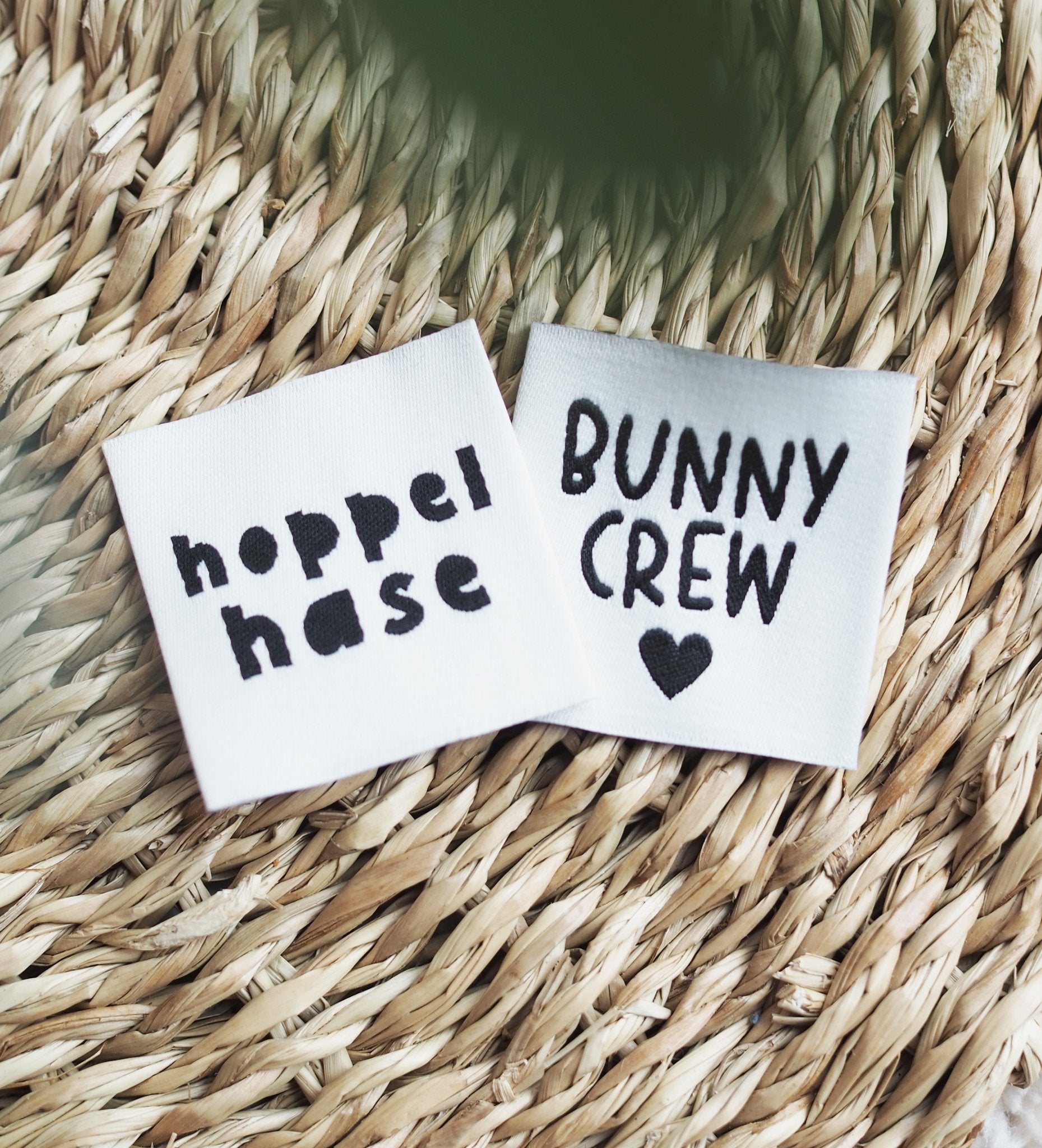 paul-clara-weblabel-hoppel-hase-etikett-3-5-x-3-5-cm image 2
