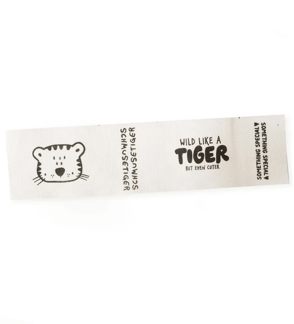 paul-clara-baumwoll-labels-tiger-4in1-label-3-5x13-5cm image 1