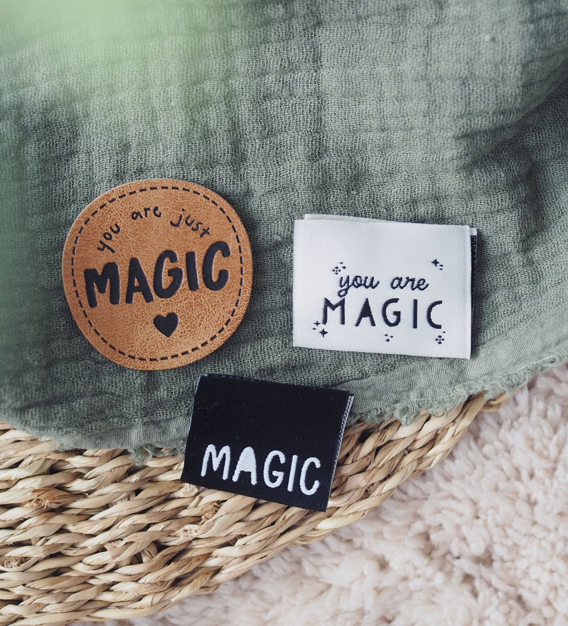 paul-clara-weblabels-magic-klapp-label-f-r-m-dchenkleidung image 2