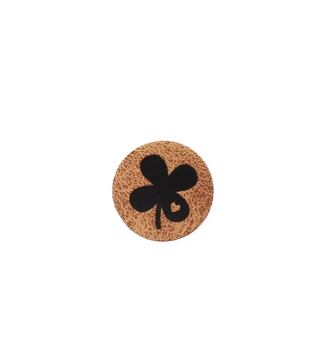paul-clara-kunstleder-labels-mini-kleeblatt-patch-zum-aufb-geln image 1