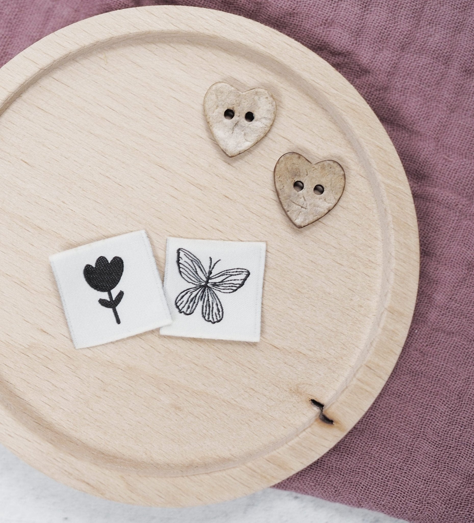 paul-clara-weblabels-mini-weblabel-blume-zum-aufn-hen image 2