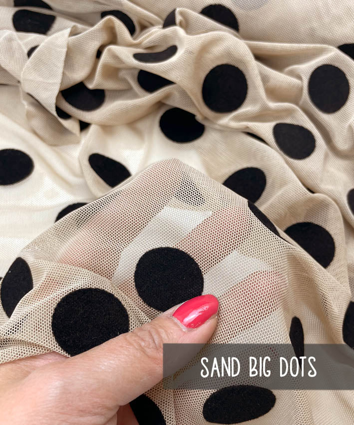 lenipepunkt-stoffe-mesh-flock-dots-netzstoff-black-small-dots image 8