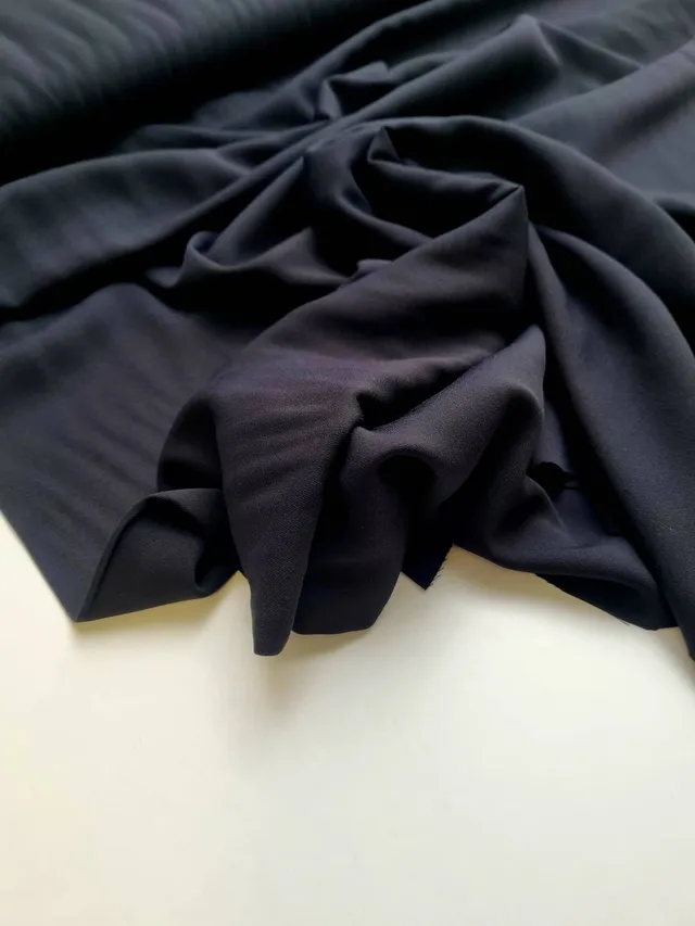 fadenk-fer-viskose-twill-webware-schwarz-0-5-m image 1