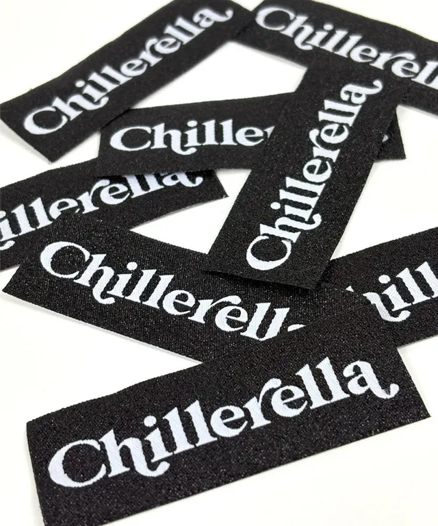 lenipepunkt-xl-patch-chillerella-glitzer-schwarz-8x3-cm image 1
