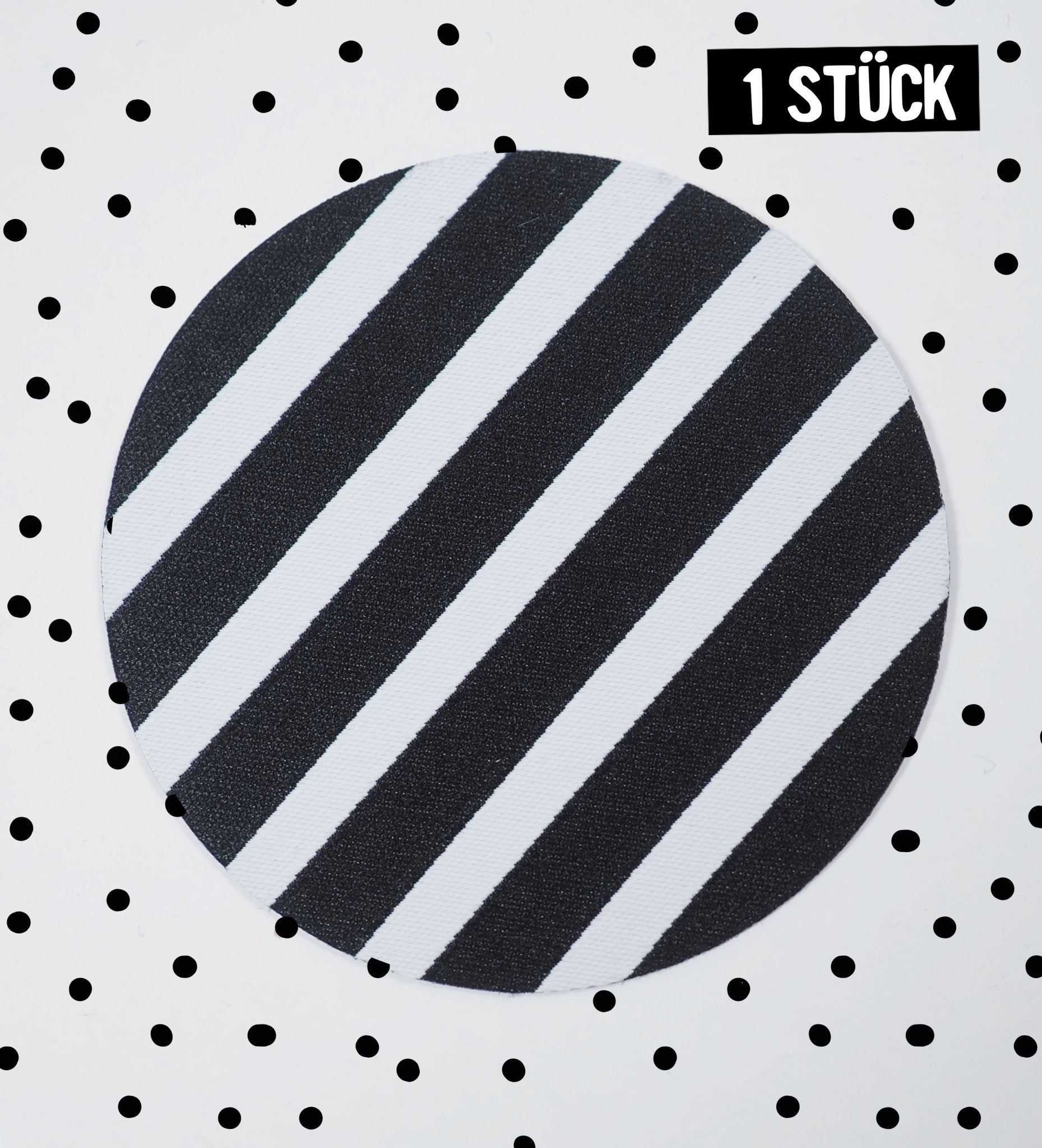 paul-clara-patches-streifen-schwarz-wei-xxl-patch-rund image 1