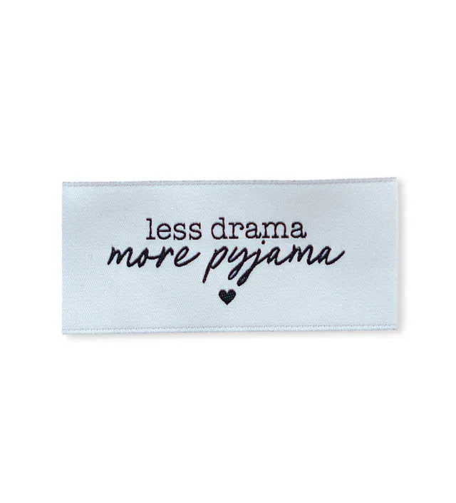 paul-clara-less-drama-more-pyjama-weblabel image 1