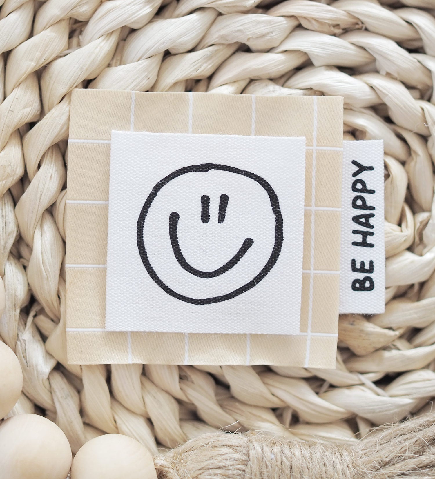 paul-clara-smile-baumwolllabel-zum-ann-hen-3-5-x-3-5-cm image 2