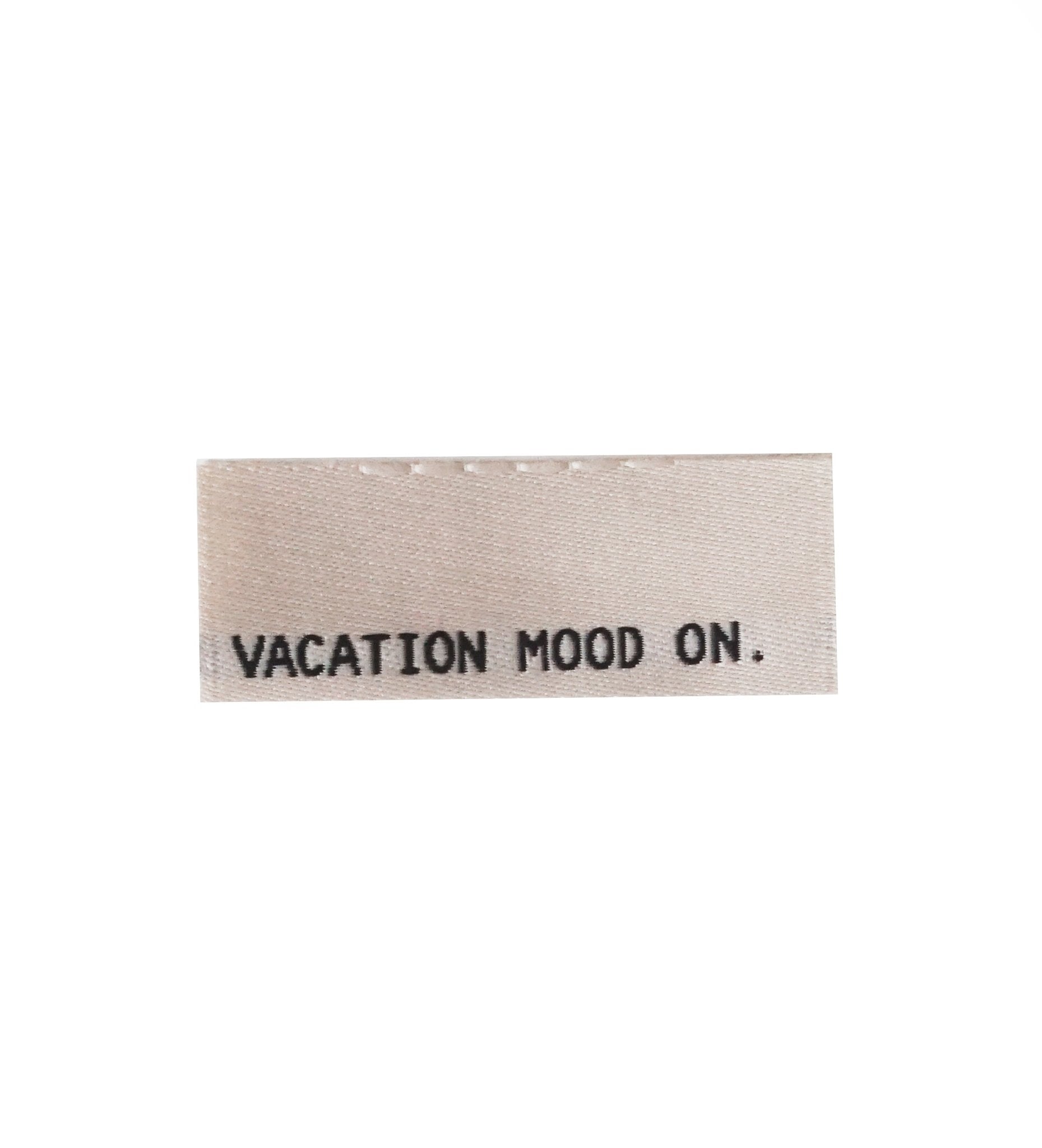 paul-clara-weblabels-vacation-mood-on-klapp-label image 1