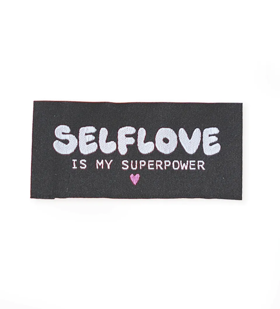 paul-clara-weblabels-selflove-is-my-superpower-xxl image 1