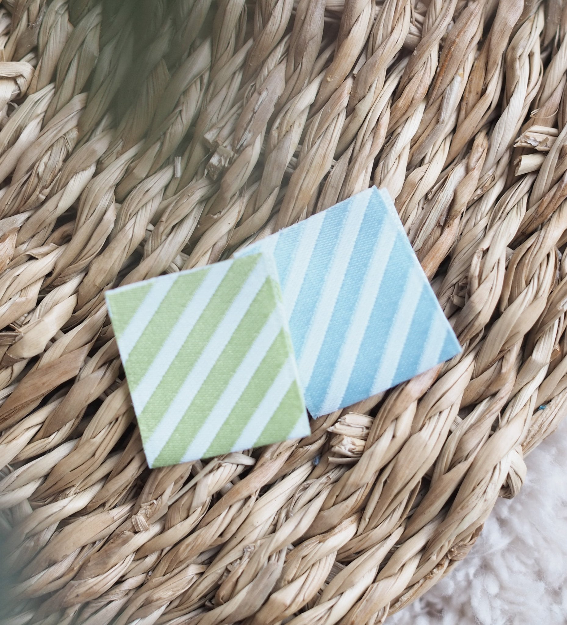 paul-clara-weblabels-klapp-weblabel-stripes-label-gr-n image 2