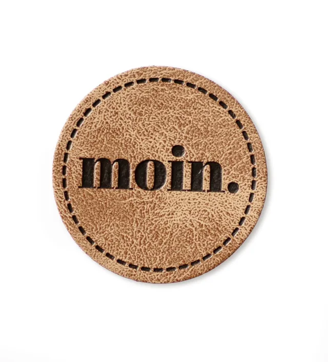 paul-clara-kunstleder-label-moin-iron-on-n-hlabel-3-5-cm image 1