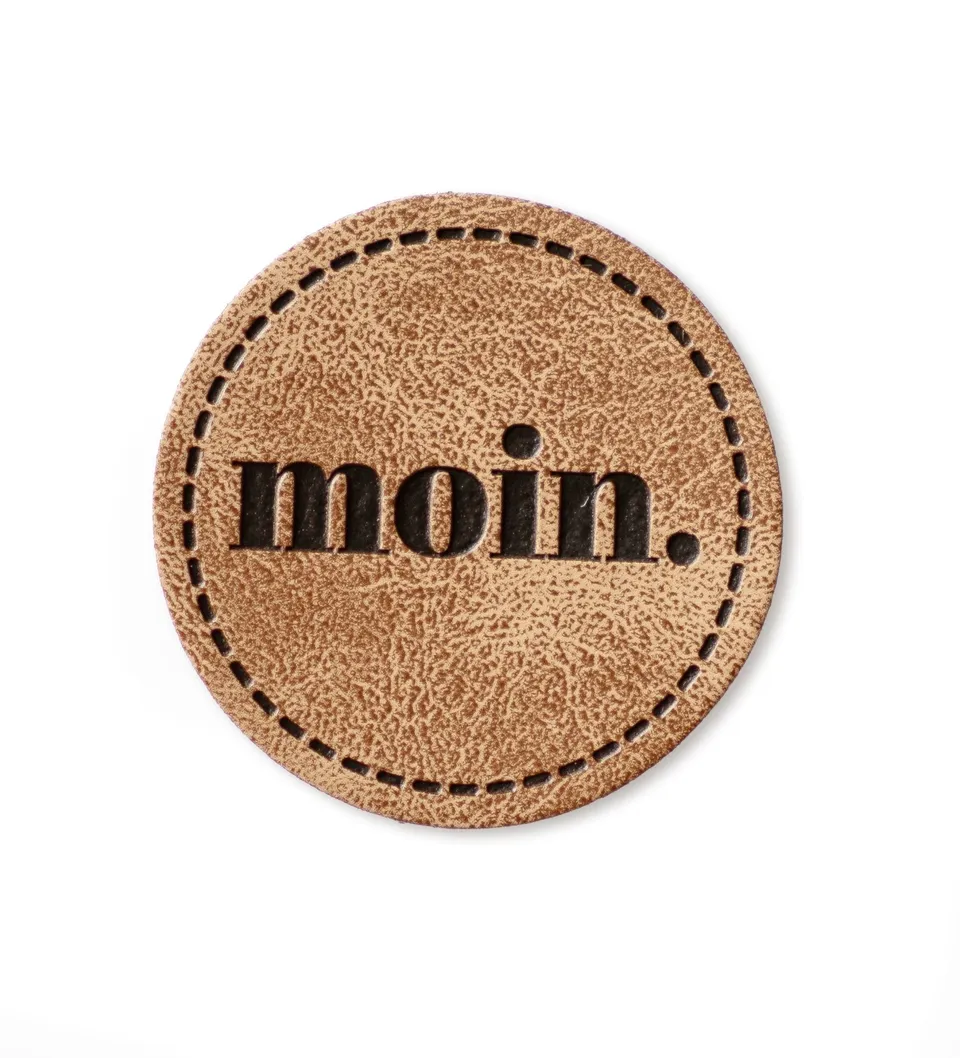 paul-clara-kunstleder-label-moin-iron-on-n-hlabel-3-5-cm image 1