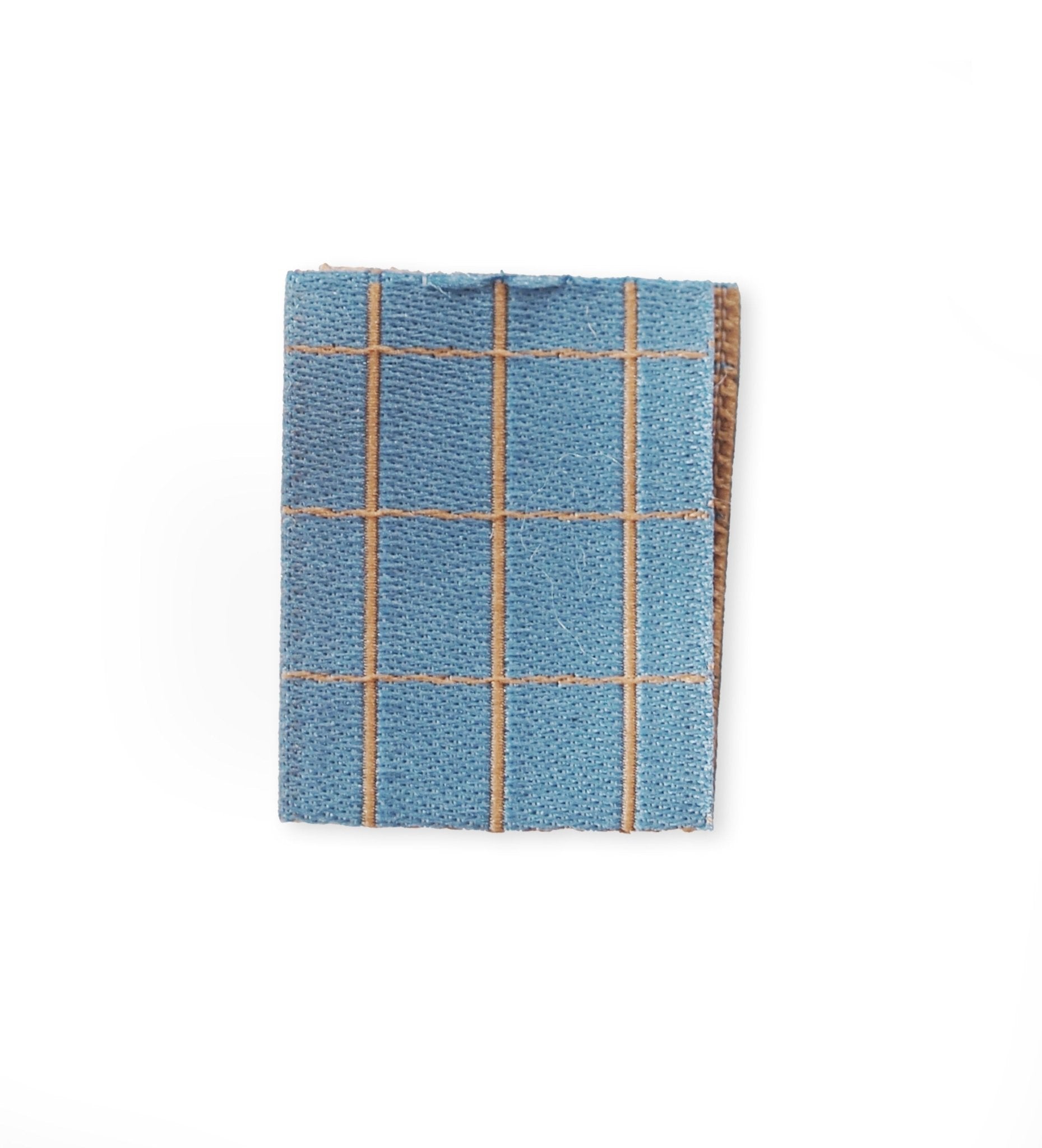 paul-clara-weblabels-klapp-weblabel-karo-label-blau-braun image 1
