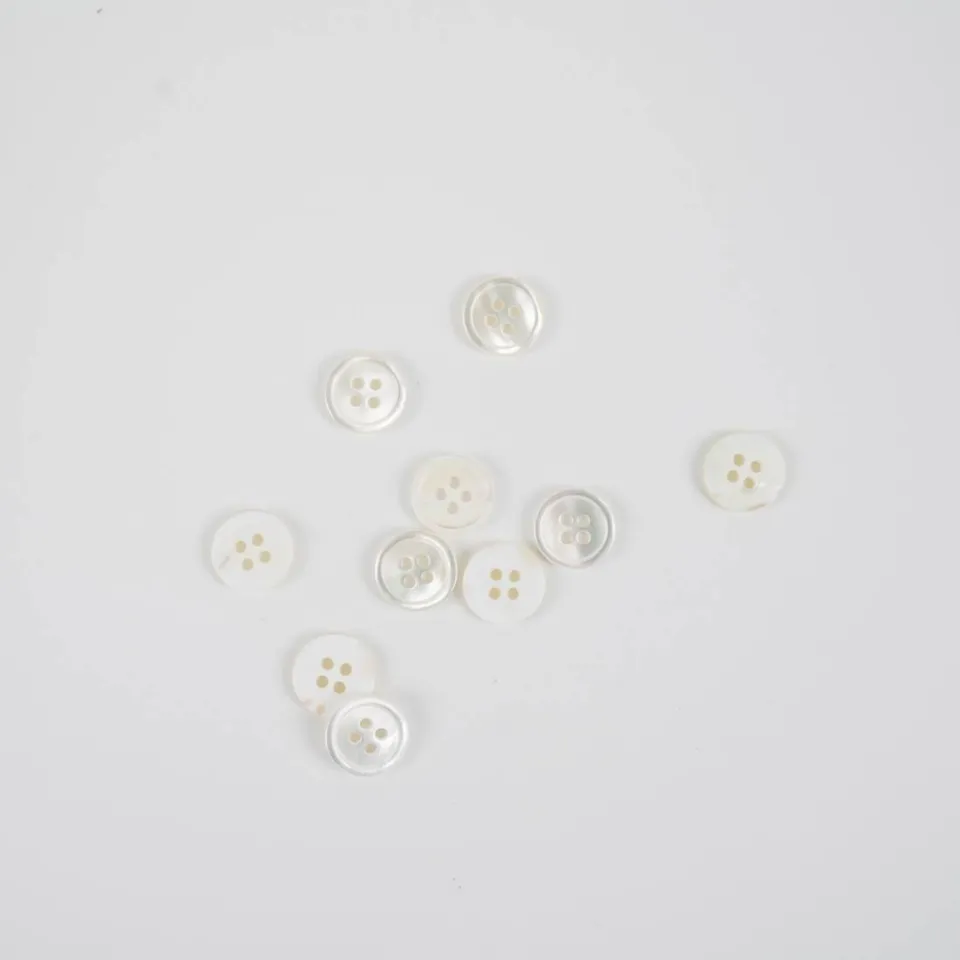 n-hfrosch-perlmutt-kn-pfe-10mm-cremeweiss-4-loch-echt image 1