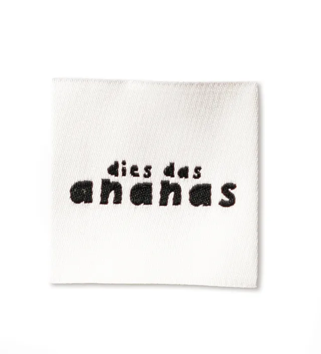 paul-clara-weblabels-dies-das-ananas-weblabel-4x4-typo image 1