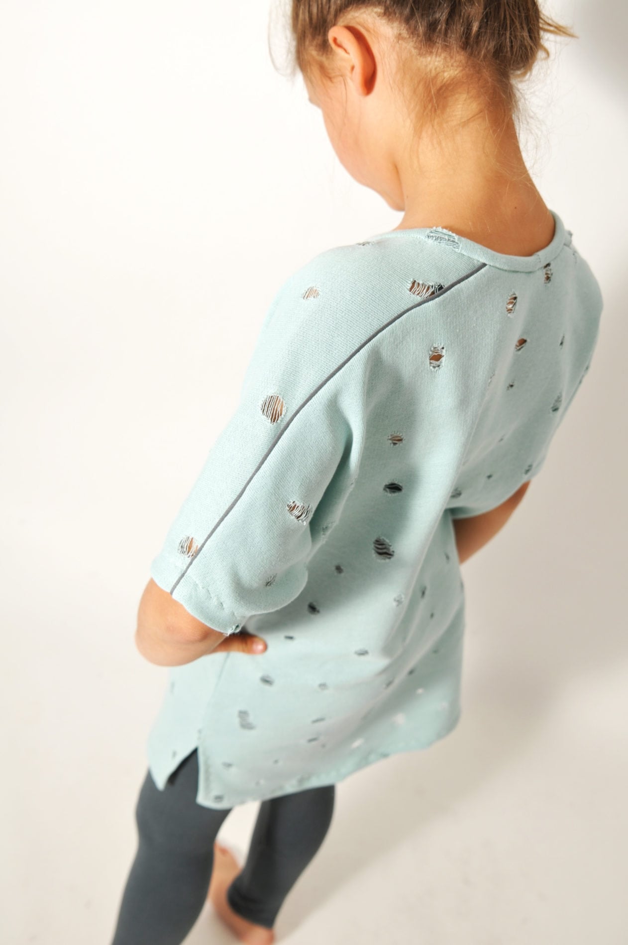 leni-pepunkt-bat-shirt-4teenies-96-papierschnittmuster-shirt-kleid image 4
