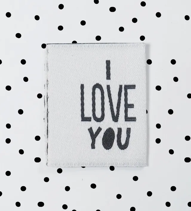 paul-clara-i-love-you-klapp-weblabel-textiletikett image 1
