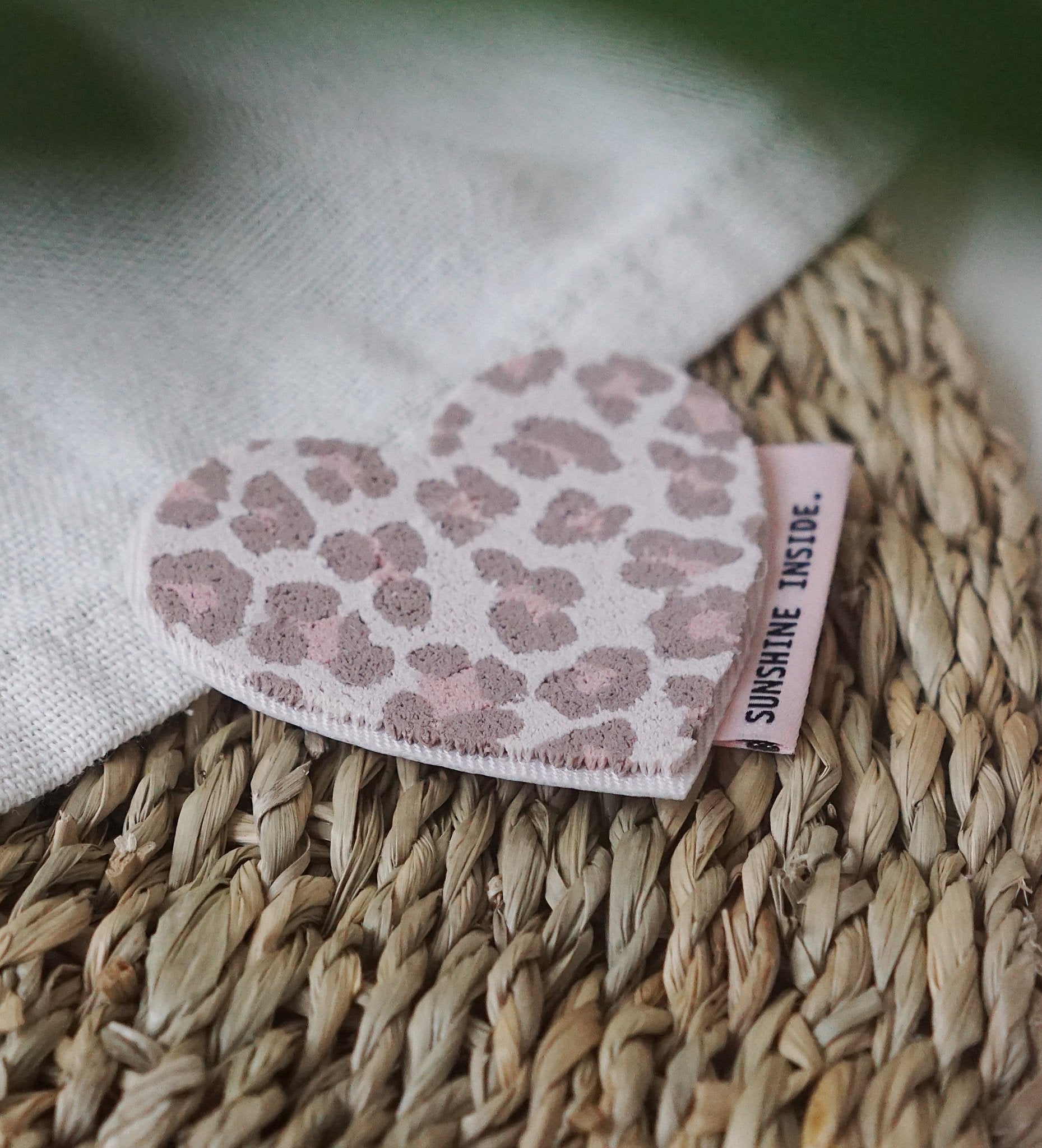 paul-clara-teddy-patches-leo-herz-fluff-patch-zum-aufb-geln image 2